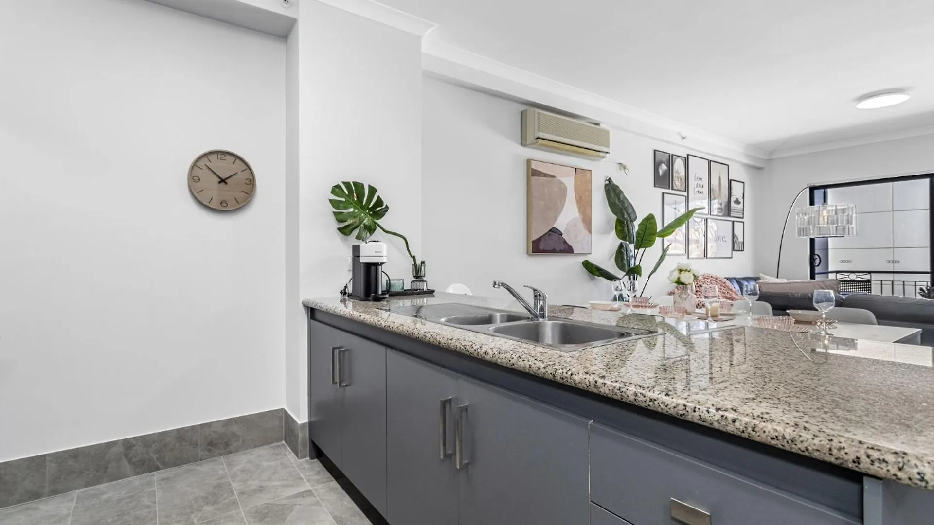 City Living Retreat - 2Br Apartment In East Perth Αυστραλία