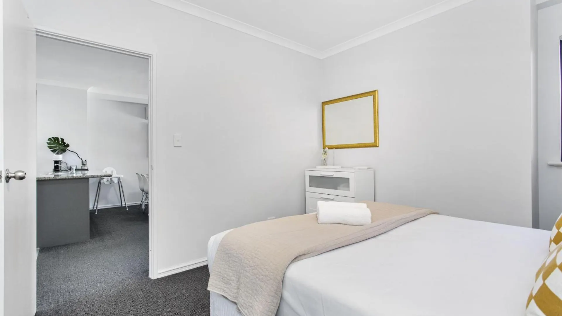 City Living Retreat - 2Br Apartment In East Perth