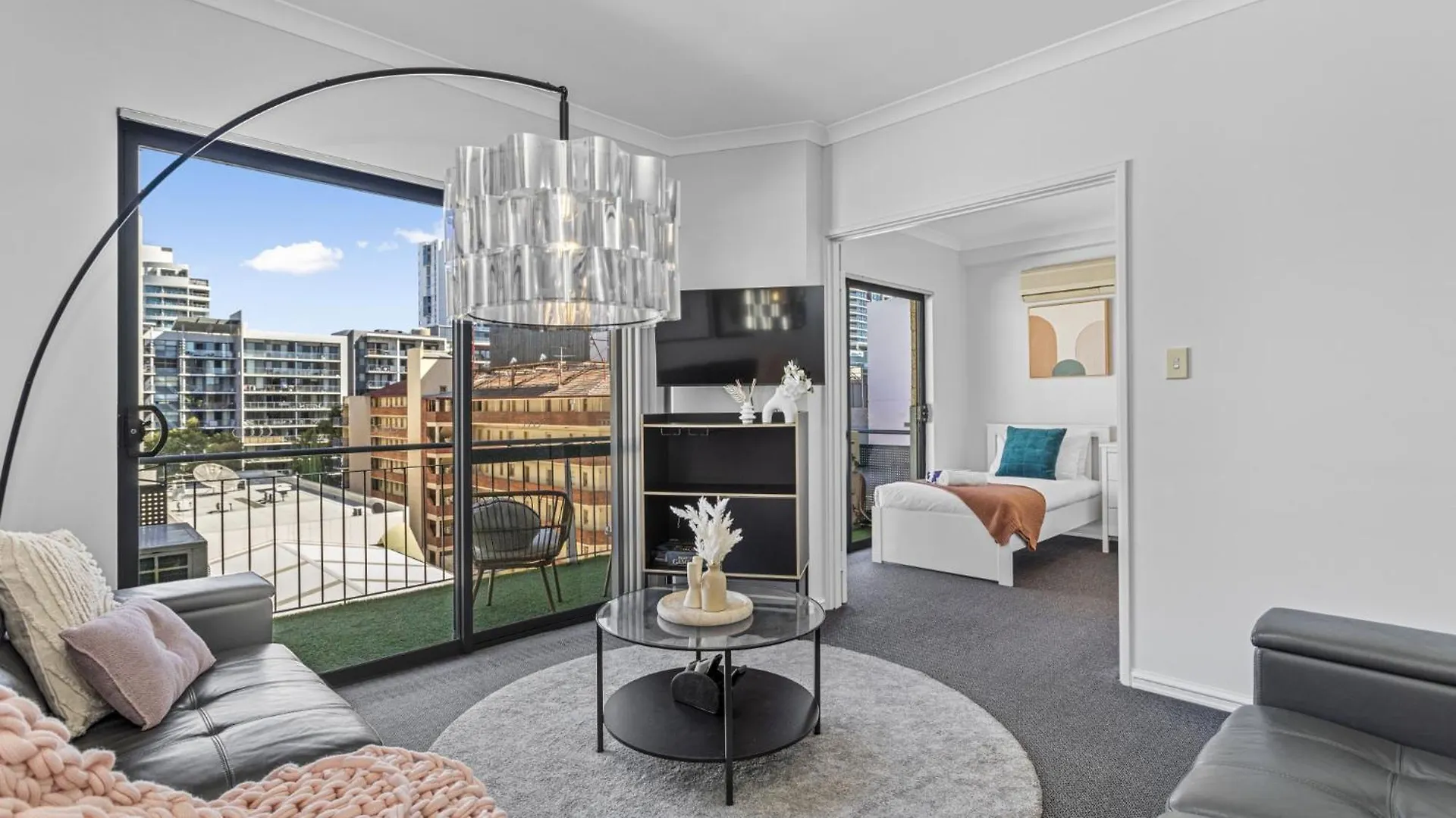 City Living Retreat - 2Br Apartment In East Perth