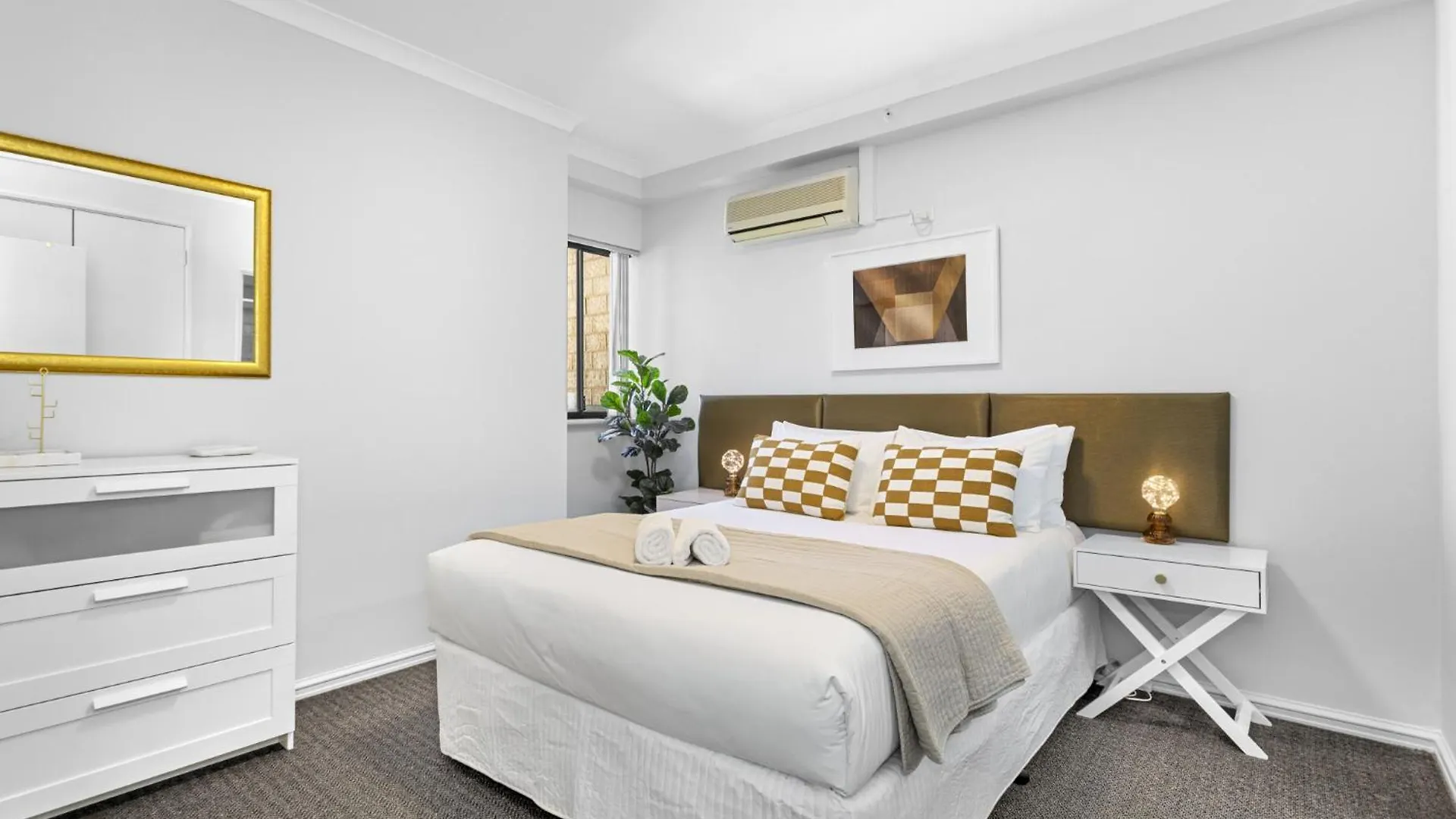 City Living Retreat - 2Br Apartment In East Perth 0*,