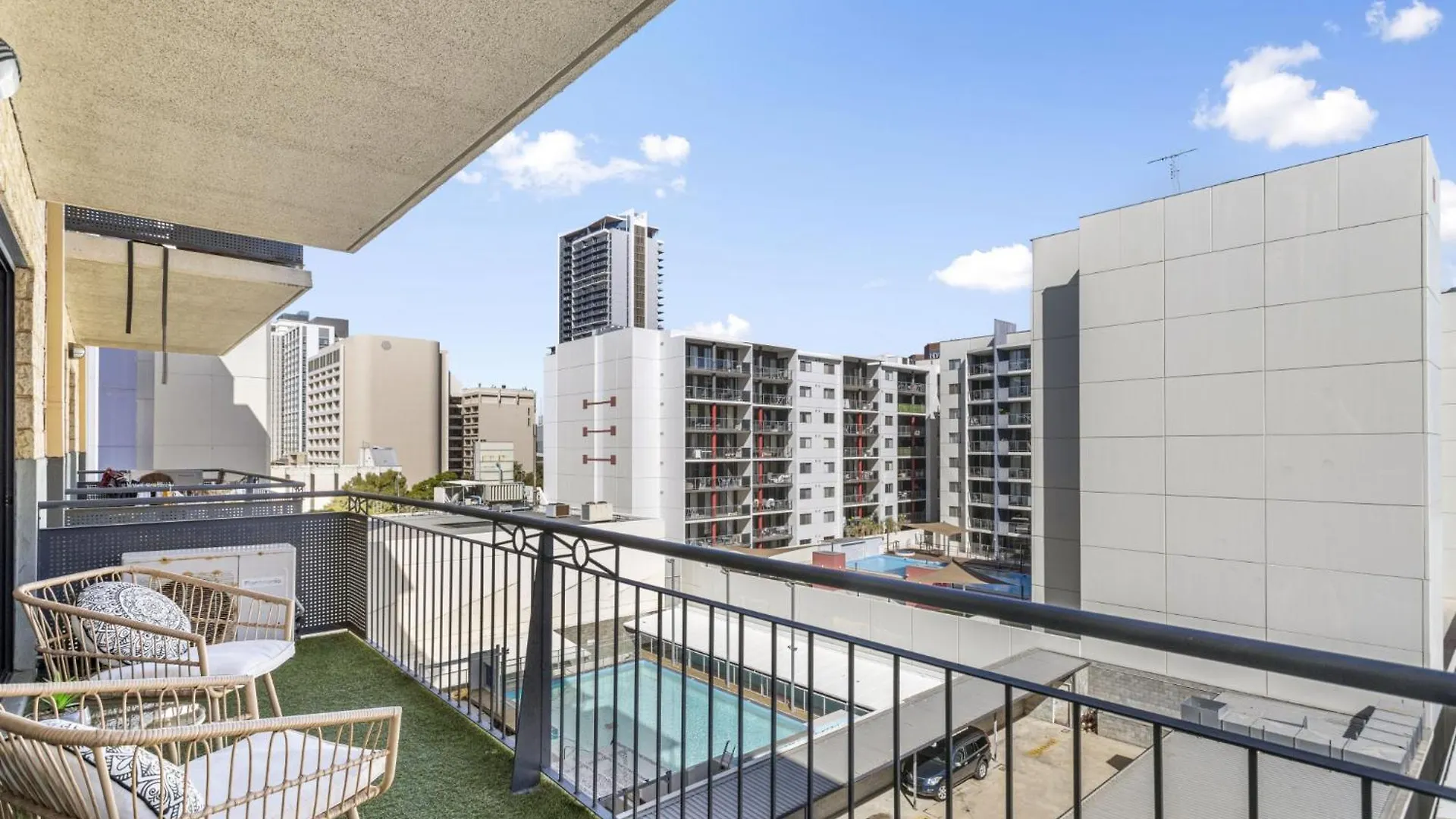 City Living Retreat - 2Br Apartment In East Perth