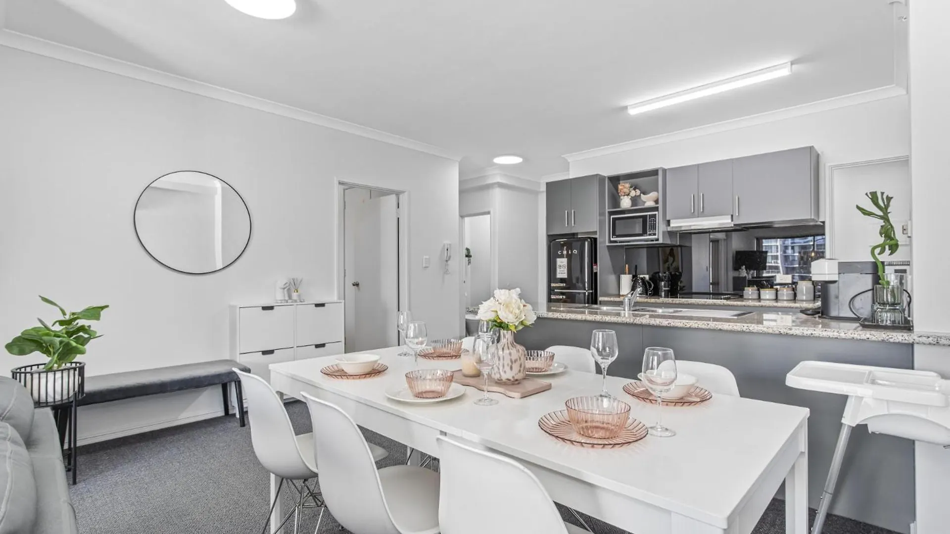 City Living Retreat - 2Br Apartment In East Perth