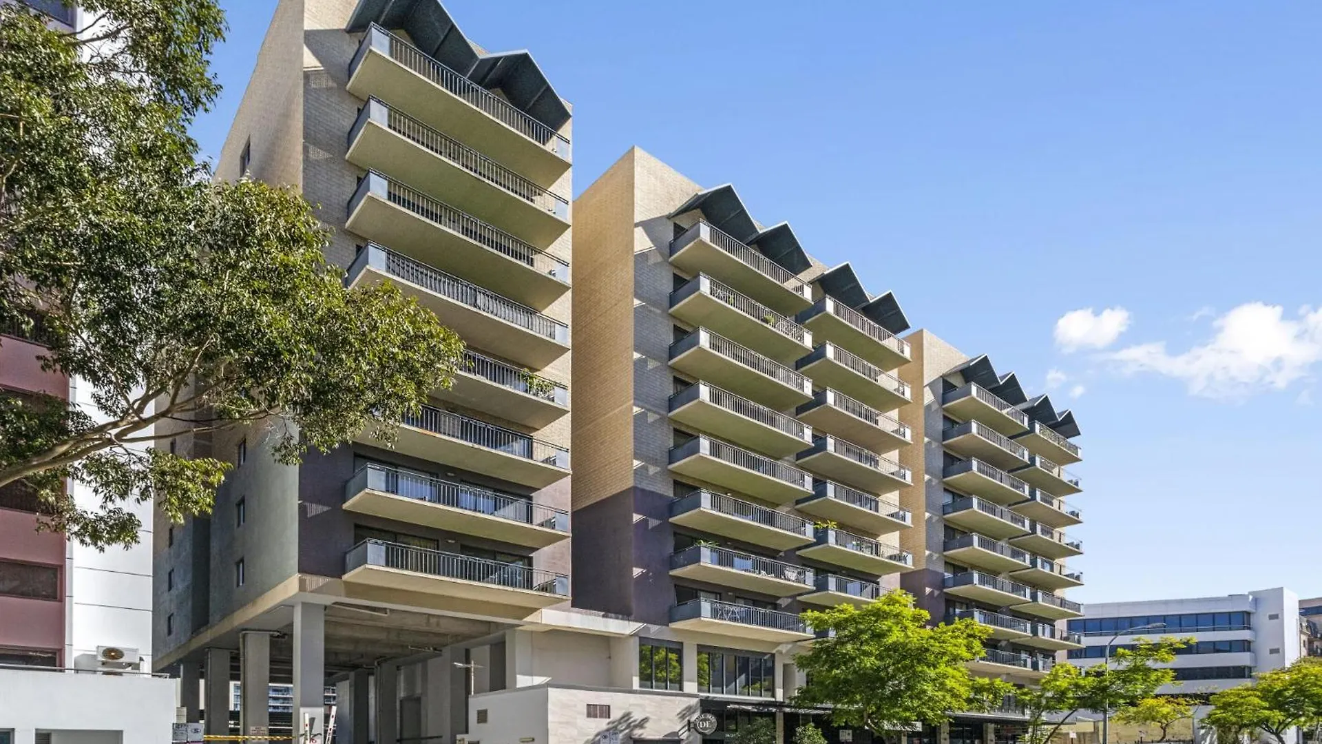 City Living Retreat - 2Br Apartment In East Perth 0*,  Αυστραλία