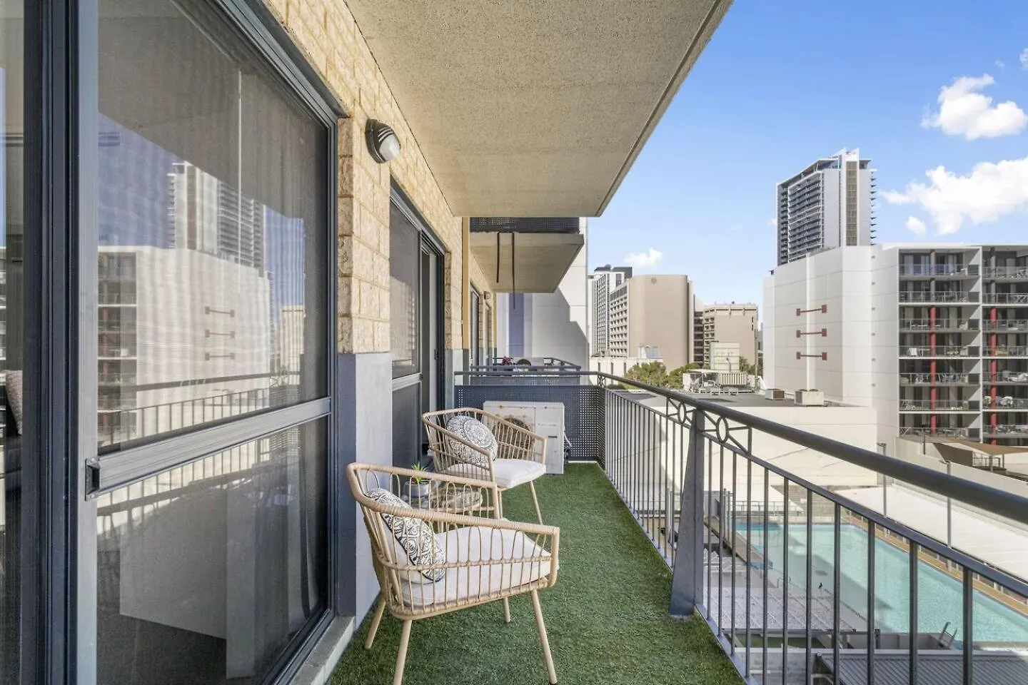 City Living Retreat - 2Br Apartment In East Perth