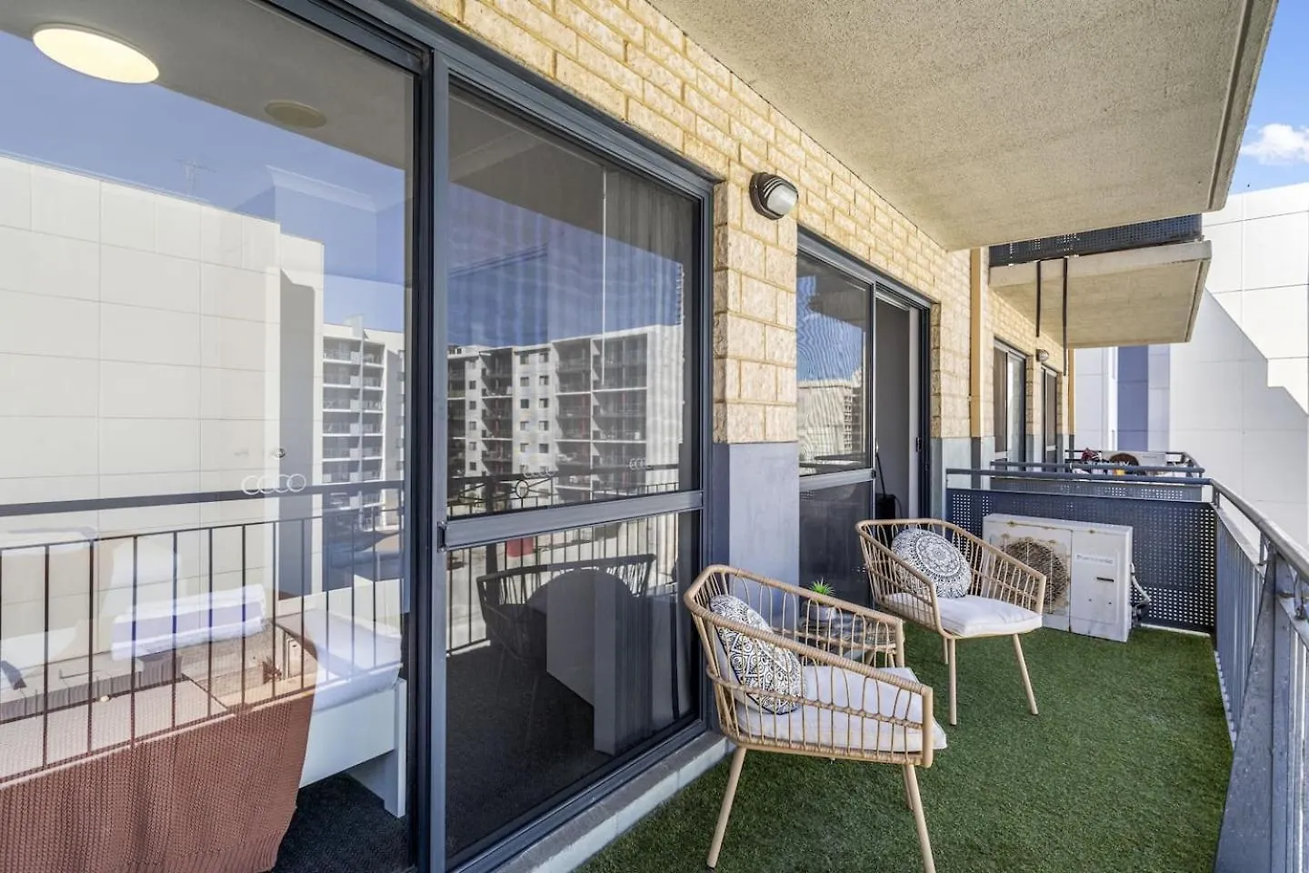 City Living Retreat - 2Br Apartment In East Perth Αυστραλία